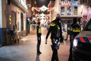 Bu ölkədə Yeni il gecəsi 200 nəfər tutuldu