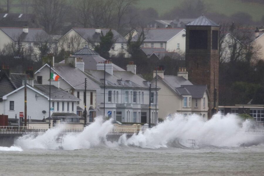 23wea ukstorm eowyn 01 bwlp mobileMasterAt3x