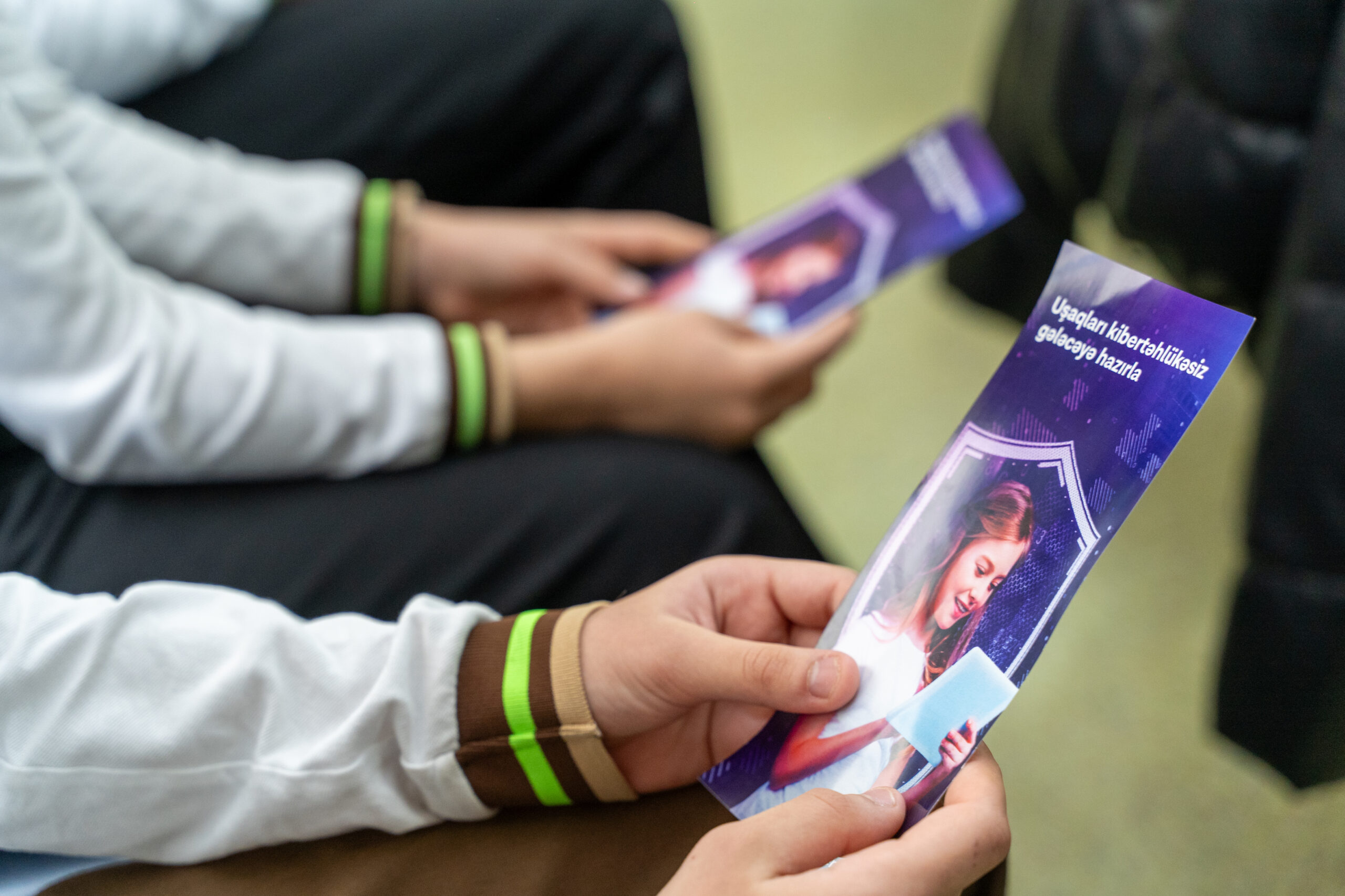 Azercell-in “Təhlükəsiz internet” layihəsi rəqəmsal təhlükəsizliyi gücləndirir - FOTOLAR