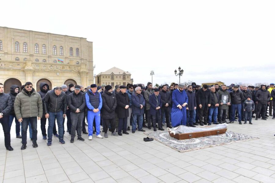 Azər Baxşəliyev dəfn edildi - FOTO/VİDEO