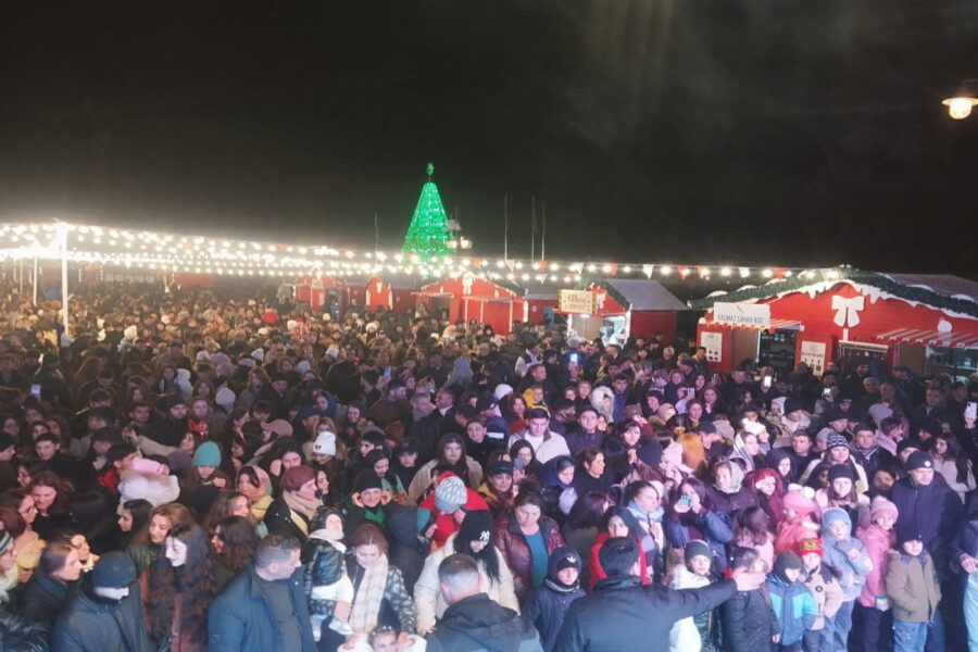 Xankəndidə Yeni ili atəşfəşanlıqla qarşıladılar - FOTO