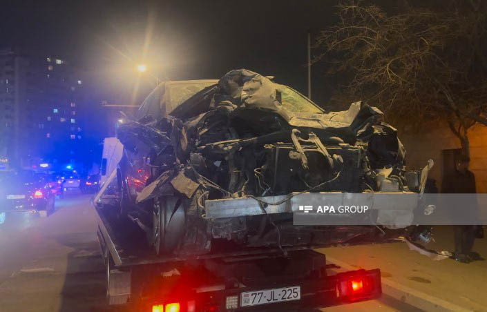 Daha bir avtoqəza: Bu dəfə satıcılar ağır xəsarət aldı - FOTO