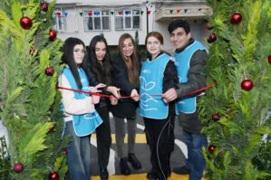 Bakıda növbəti yenilənmiş həyətlər istifadəyə verilib - FOTOLAR