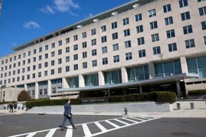 Sərt qərar: Deportasiyaya mane olan rəsmilərə cinayət işi açılacaq