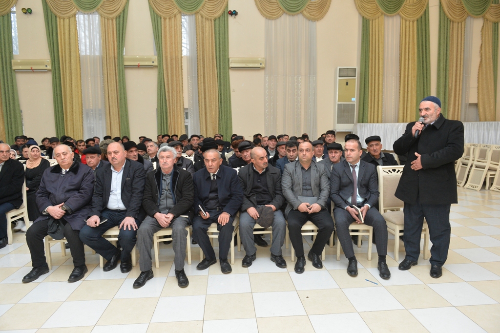 Taleh Qaraşov iki kəndin sakinləri ilə səyyar görüş keçirdi - FOTOLAR