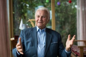 Daha bir sabiq prezident vəfat etdi