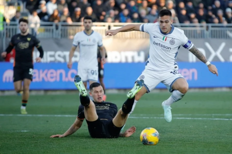 "İnter" səfərdə çətin qələbə qazandı