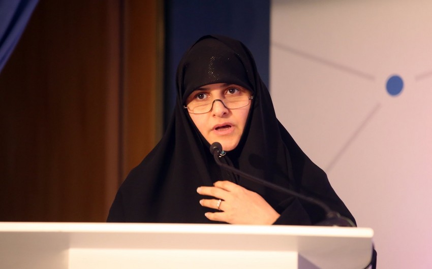 İbrahim Rəisinin xanımı işdən çıxarıldı