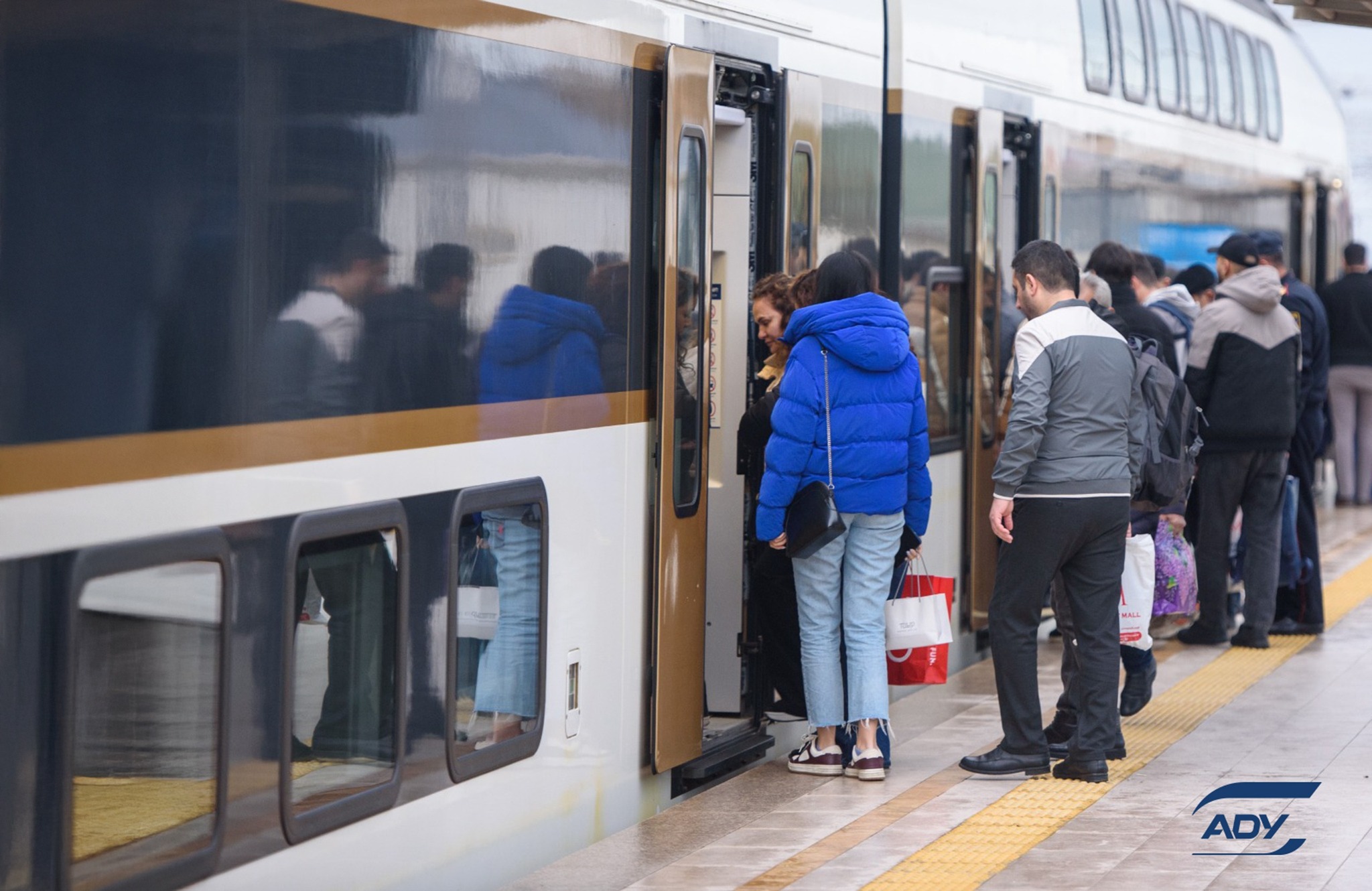 Qatarlar 29 yanvarda belə fəaliyyət göstərəcək