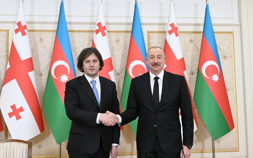 Qonşu ölkədən Əliyevə xüsusi mesaj: "Baş nazir Bakıda Prezidentə dedi ki..." 2 ecacf8b6 a623 339c b9a5 999f2a1cb3ad 850