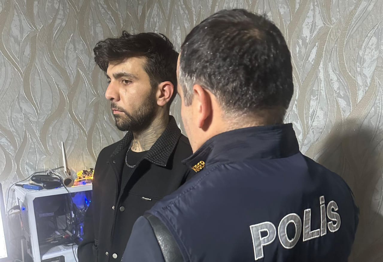 TƏCİLİ: Hökümə Əliyevanın atasının bank kartından pul oğurlayan şəxs həbs edildi