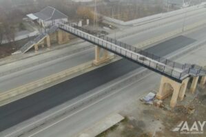 Bakı-Ələt yolunda yeni piyada keçidi... - VİDEO