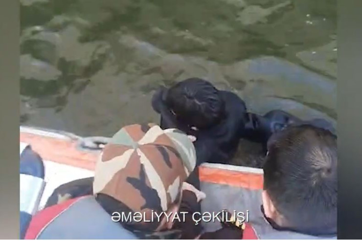 Bulvarda dənizdə batan xilas olundu - VİDEO