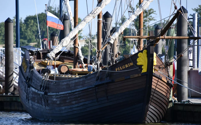 Rusiya gəmisi qəzaya uğradı