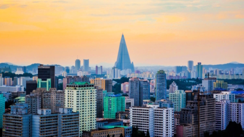 Dünyanın ən qapalı ölkəsi sərhədlərini turistlər üçün açdı