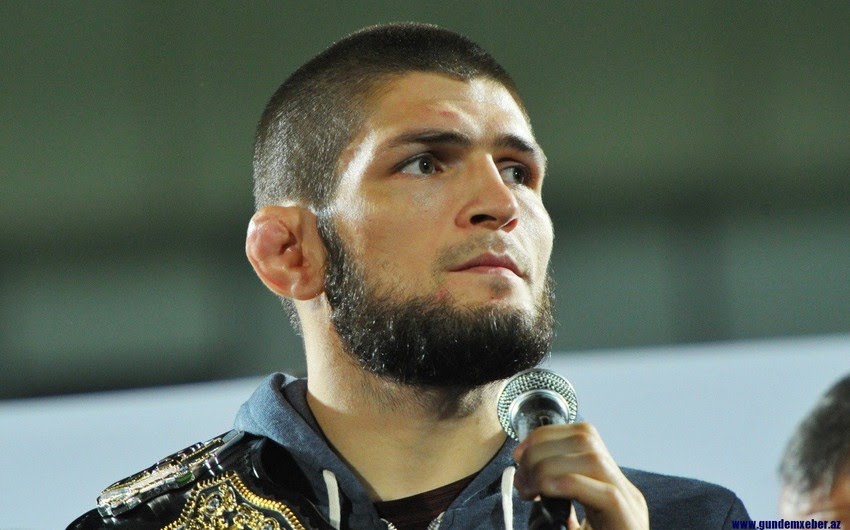 Həbib təyyarədən qovulmasından danışdı - VİDEO