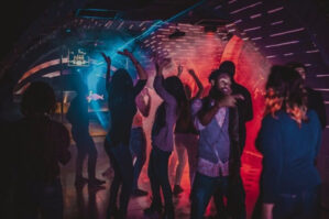 Bakıda iranlı qızların toruna düşən məşhurlar: aralarında deputat, səfirlər də var - ŞOK