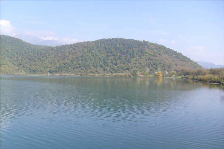 Göldə batan şəxsin meyiti tapıldı