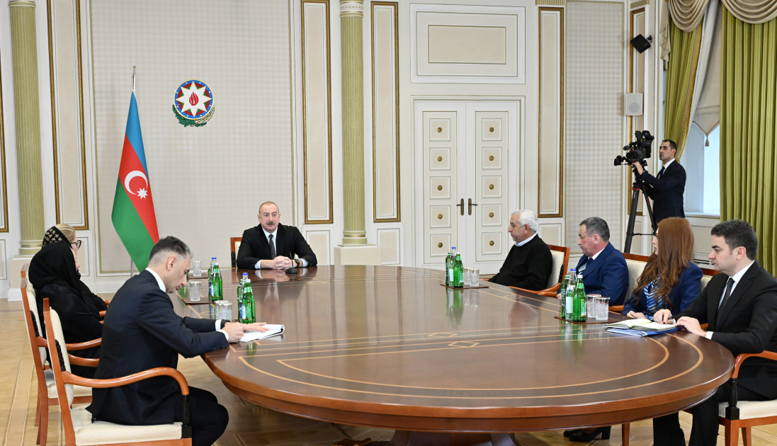 Prezidentlə bugünkü görüşün VİDEOSU 1 Prezidentlə bugünkü görüşün VİDEOSU