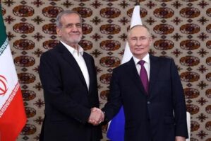 Putin Pezeşkianı Kremldə bir saat gözlətdi