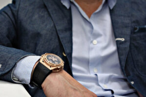 Akif Həsənovun bahalı kolleksiyası belə talan edilib - Təfərrüat