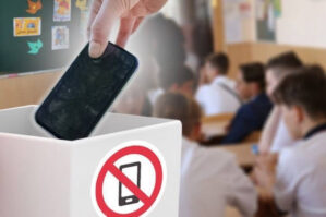 Şagirdlərə telefondan istifadə qadağan olunacaq