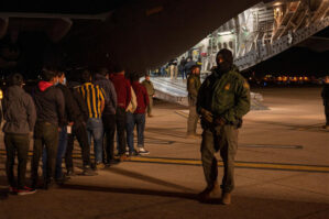 Kolumbiya ABŞ-ın hərbi təyyarələrini geri qaytardı