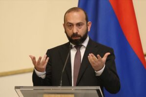 Delimitasiya və demarkasiya niyə şimaldan cənuba doğru aparılıb? - Mirzoyan açıqladı