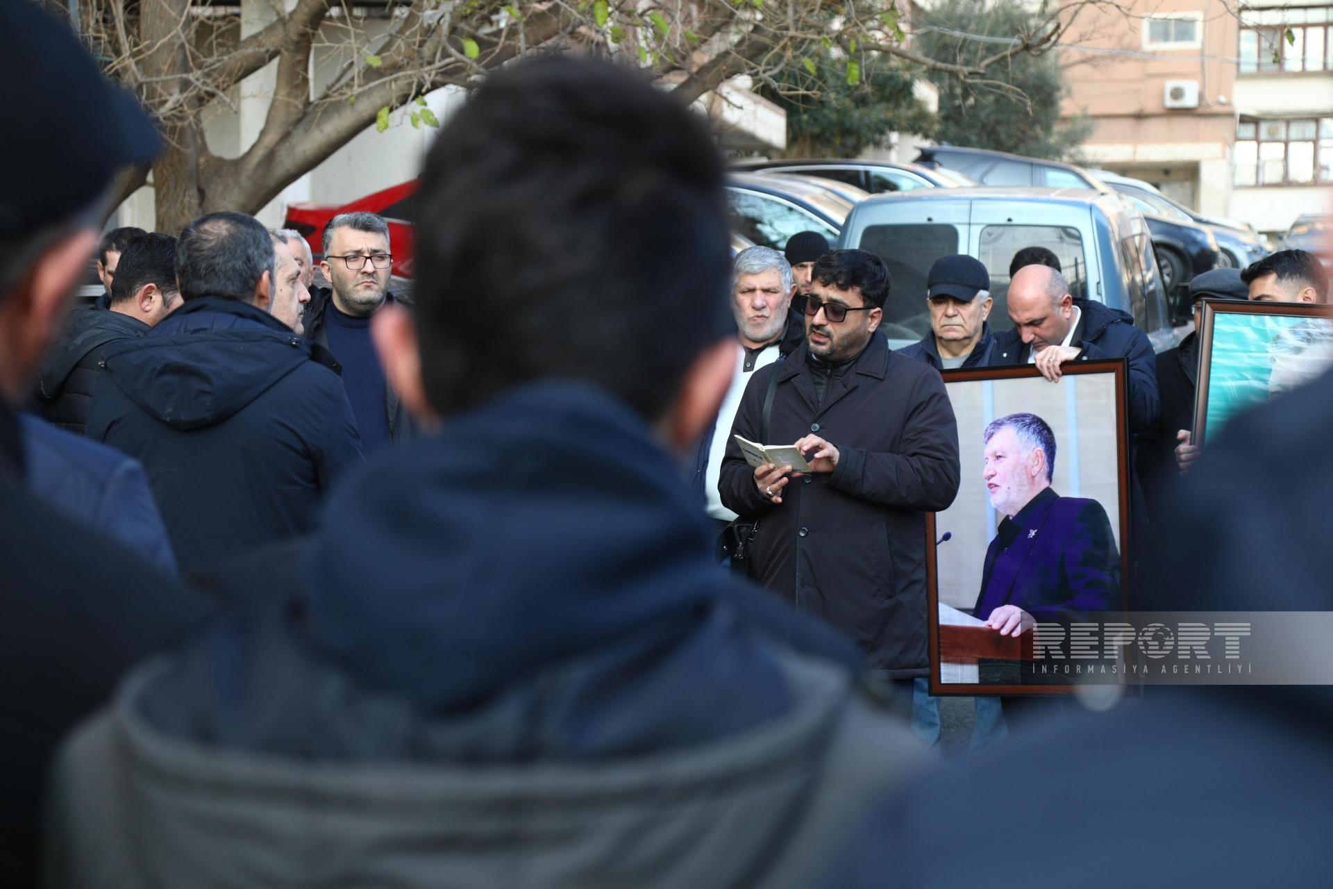 Vüqar Həşimovun atası dəfn olundu - FOTOLAR