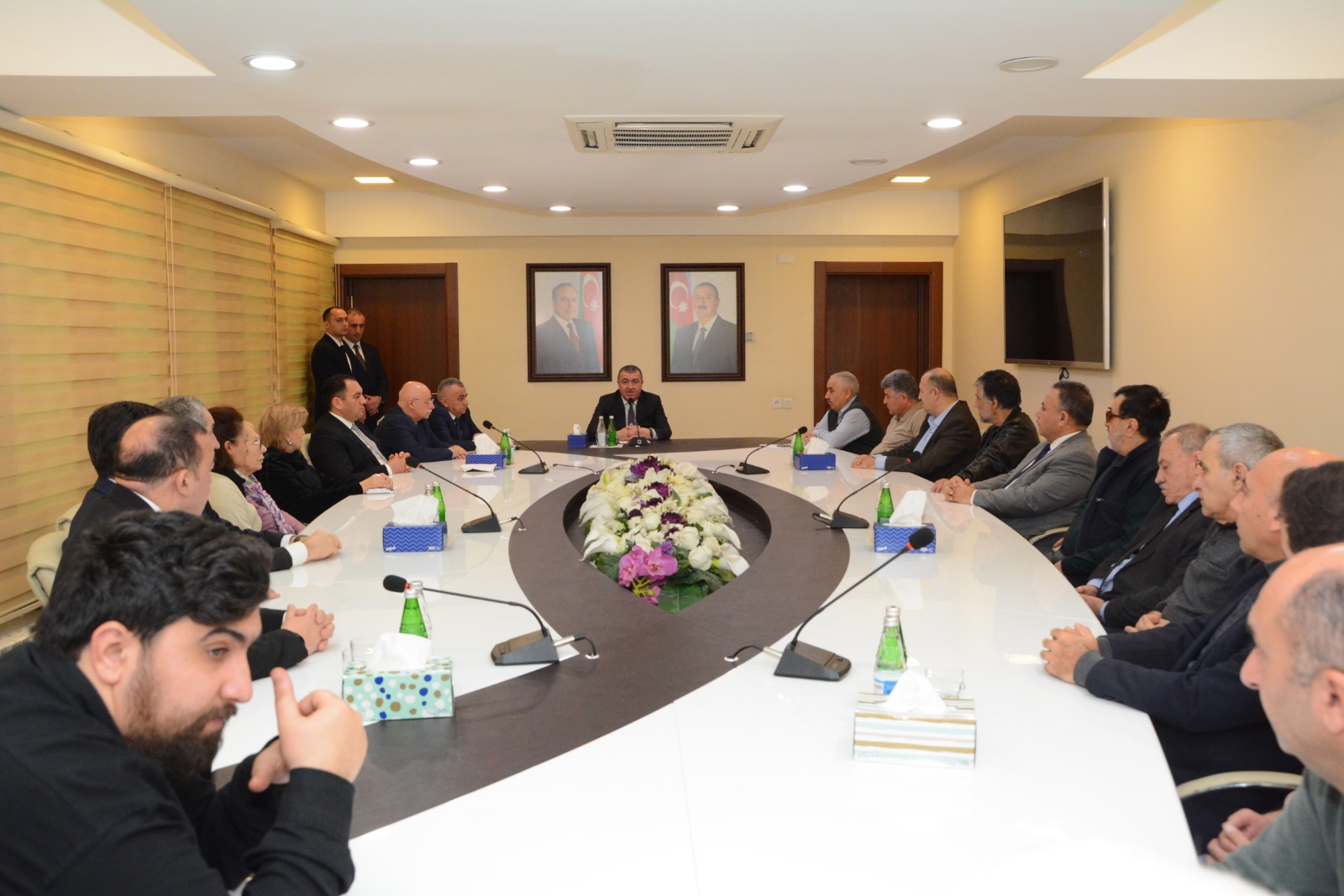 Xətai RİH-də şəhid ailələri ilə görüş keçirildi - FOTOLAR