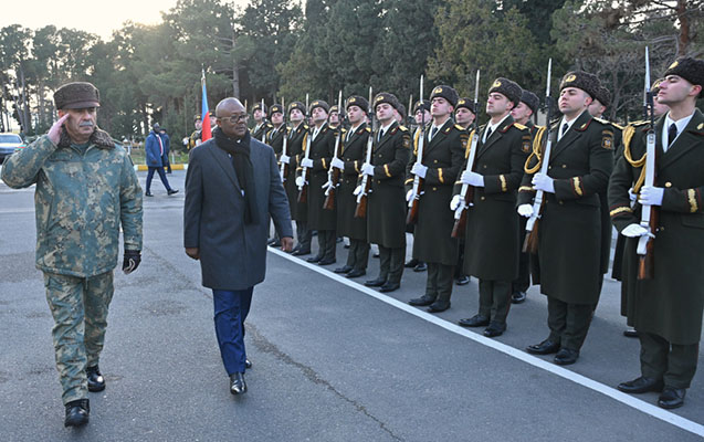 Qvineya-Bisau Prezidenti komando hərbi hissəsində - FOTOLAR