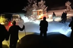 Bütün kənd onun üçün səfərbər oldu - VİDEO