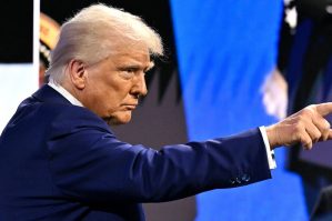 Tramp bu ölkələrdə hakimiyyət çevrilişi edəcək - SENSASİON