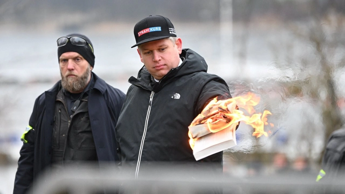 Türkiyəyə qarşı təxribat: səfirlik önündə Quran yandırıldı - VİDEO