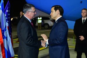 Rubio gecə ikən İsrailə gəldi