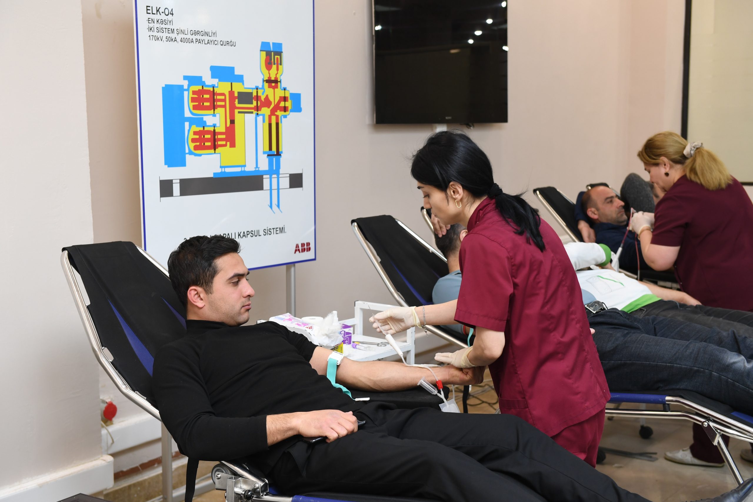 “Azərişıq” qanvermə aksiyası keçirdi - FOTOLAR