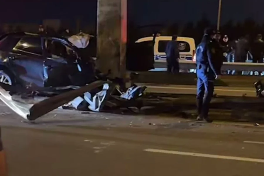 Mərdəkan yolunda ağır qəza: ölən var - VİDEO 1 VerQ2o6AnT4fz7YE8BlsG0rUCjGjPhASpHBhWAFY 1200