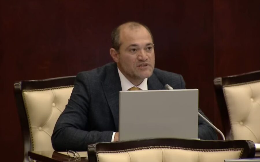 Deputat qarşı çıxdı: “Mən buna səs verməyəcəyəm” – VİDEO