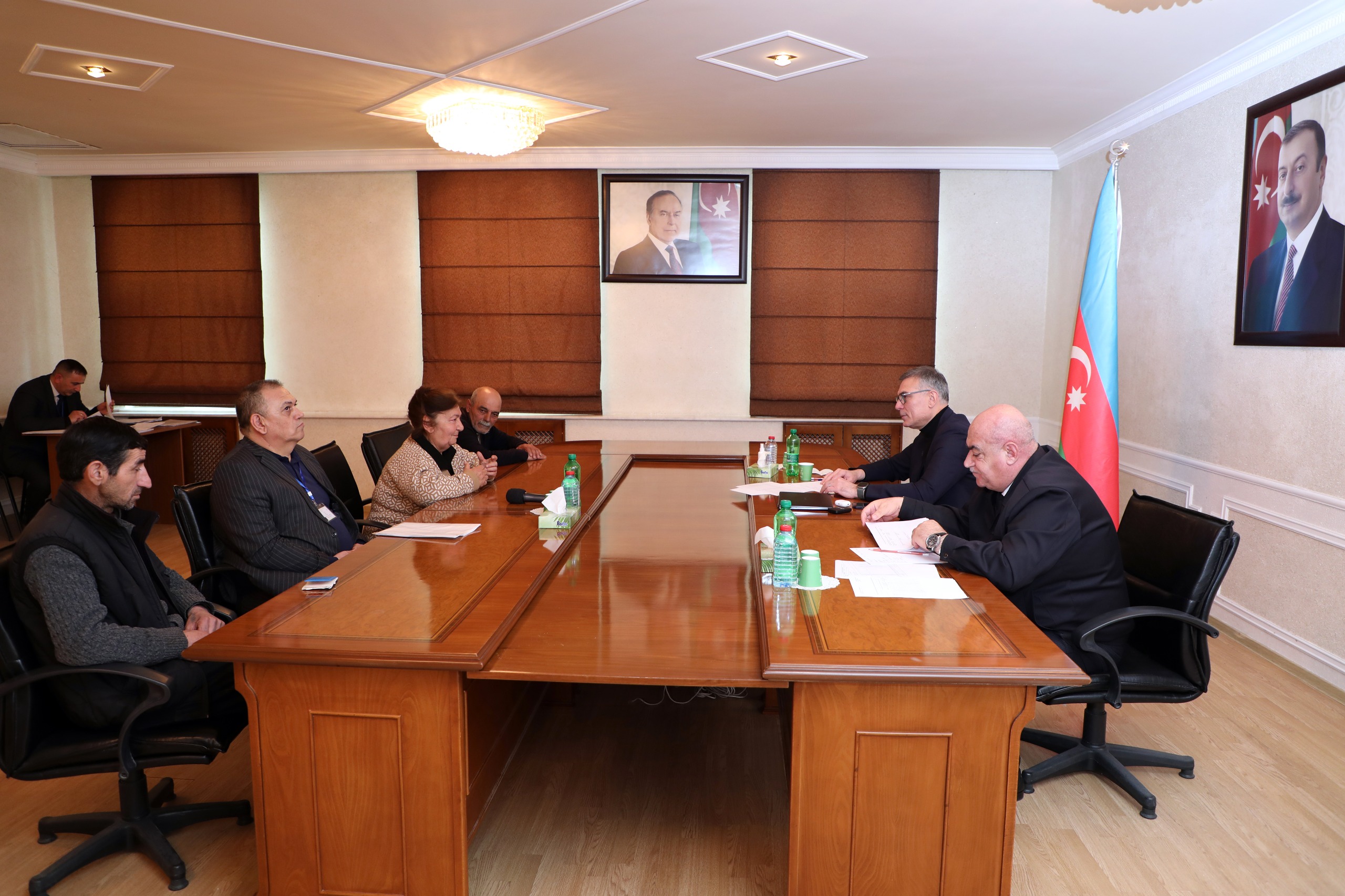 "Azəriqaz"ın baş direktoru İsmayıllı sakinləri ilə görüşdü - FOTOLAR