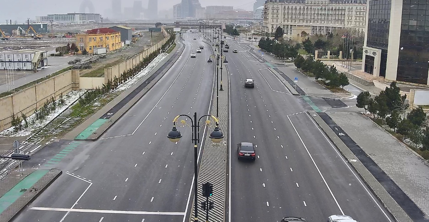 Hazırda Bakı yolları belə görünür – FOTO
