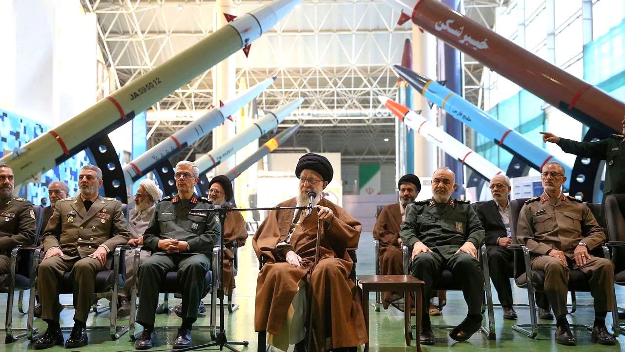 Xamanei iran 453