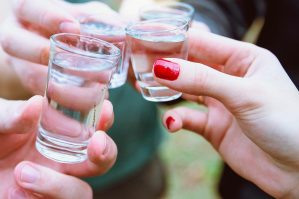 Bakıda spirt kabusu: ölənlərdən ikisi qadındır - Təfərrüat