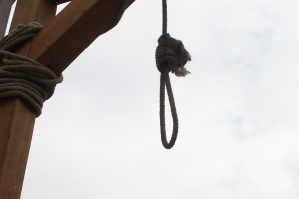 Zaqatalada 69 yaşlı kişi özünü asdı