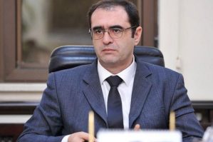 d7a1e879 0738 3137 9cae 1909f3bf98bc 850