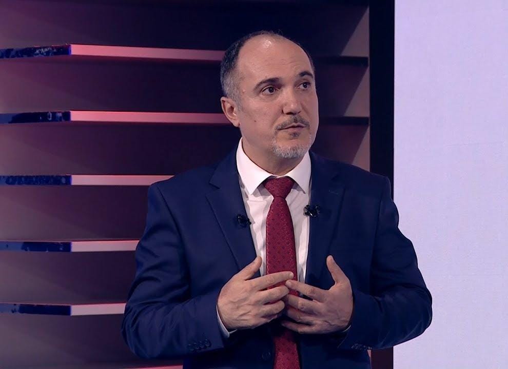 Bankda əmanəti olanlara xəbərdarlıq - ...oğurlana bilər