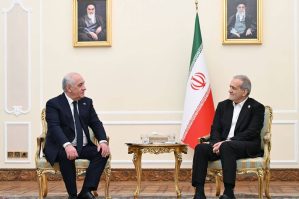 Əli Əsədov Tehranda Pezeşkianla görüşdü - FOTO