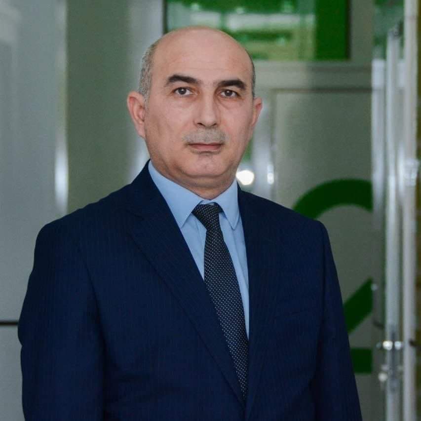 elman telmanoglu politoloq
