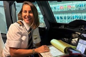 Ən böyük sərnişin təyyarəsinin ilk türk qadın pilotu... - FOTOLAR