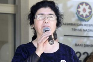 10 ay əvvəl işdən çıxarılan xanım məmur vəfat etdi - FOTO