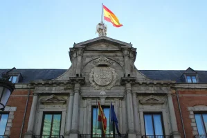 İspaniya XİN: Ukraynada sülh görünmür